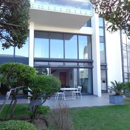 Loft Le Marella 로양
